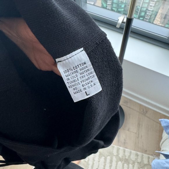 2023 Azuki FTR LV The Garden Black Long Sleeve Hoodie, Rare Limited Edition NFT - Picture 5 of 5